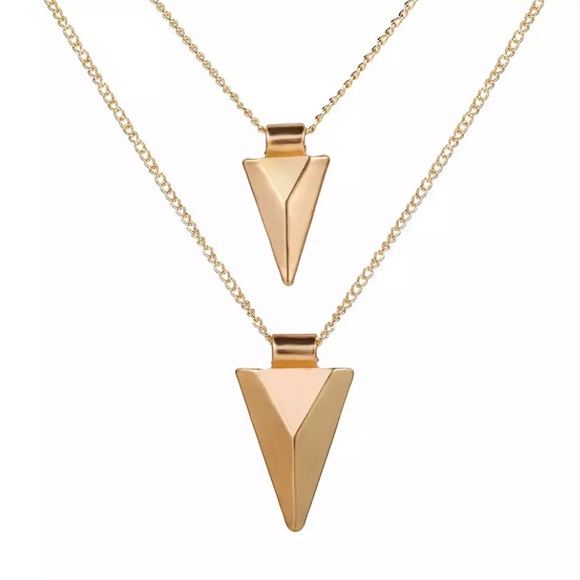 Geometric Triangle Necklace - Picture 4 of 5